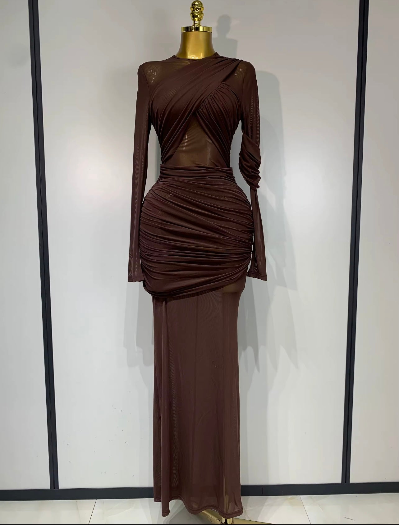 Vestido elegante manga comprida